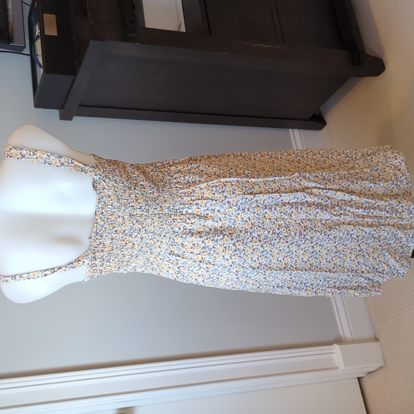 As U Wish Summer floral Dress-sz M - Picture 3 of 6